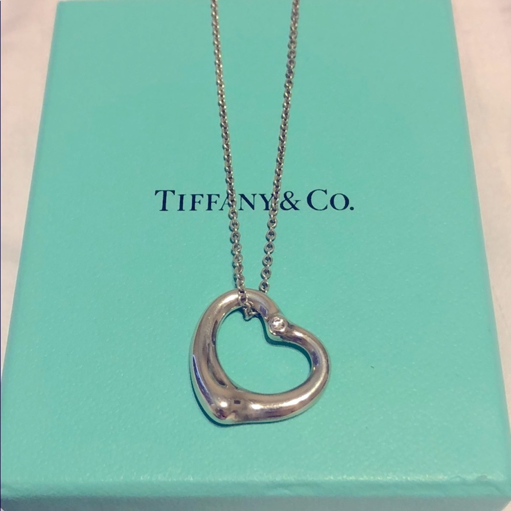 Tiffany&co. Open Heart diamond necklace